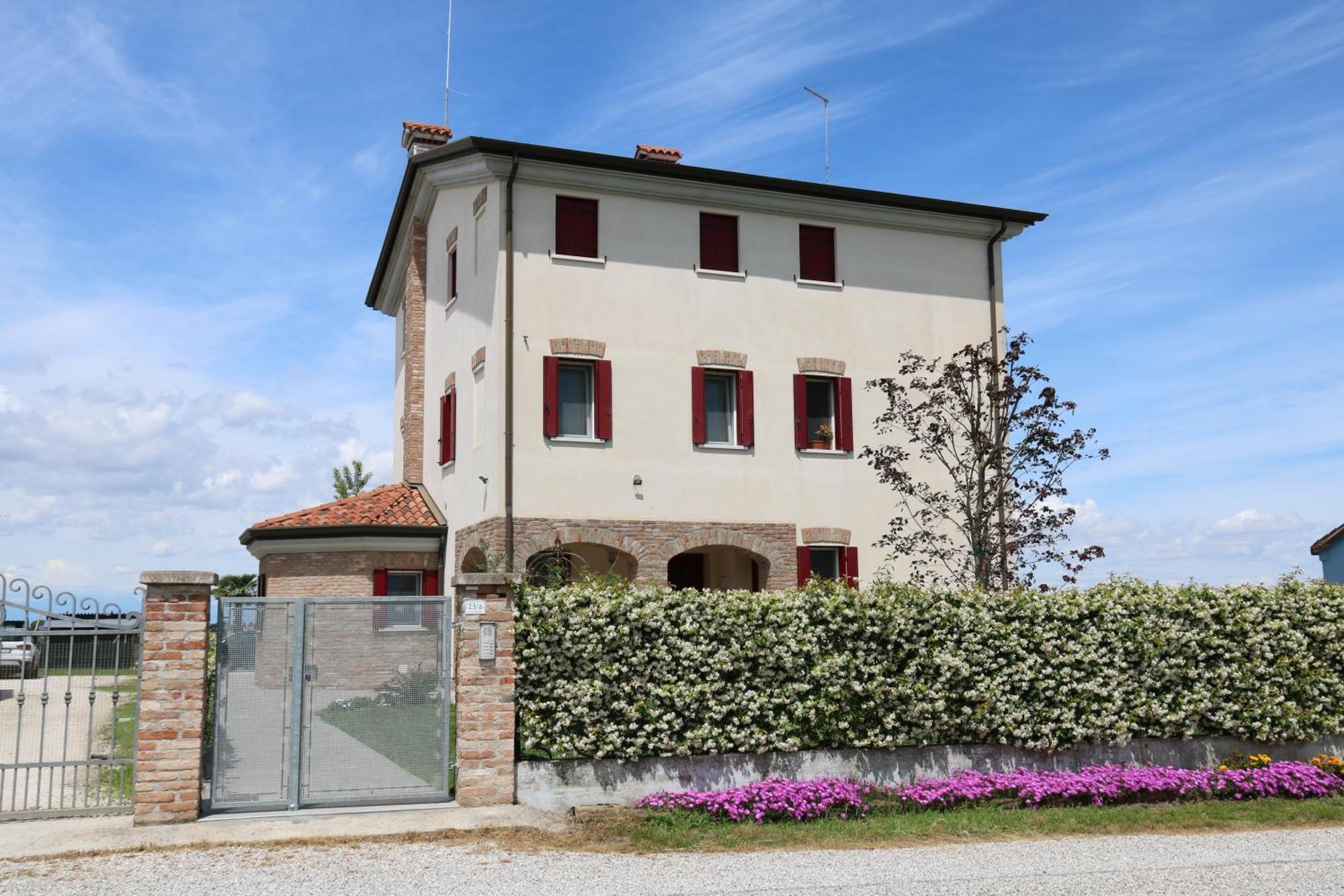 Casa Al Piave - Appartamento A 5 Km Dal Mare Eraclea Exterior foto